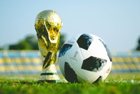 2026国际足联世界杯-毫厘之间，穆古鲁扎绝杀与Ming致命助攻，双界巅峰对决